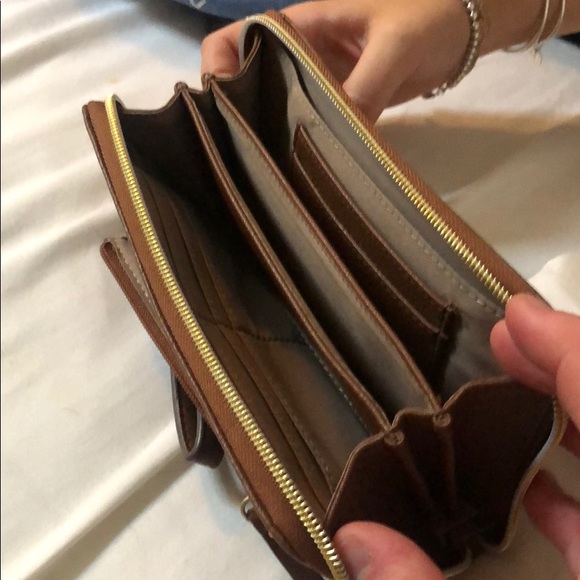 Relic wristlet - Picture 3 of 3